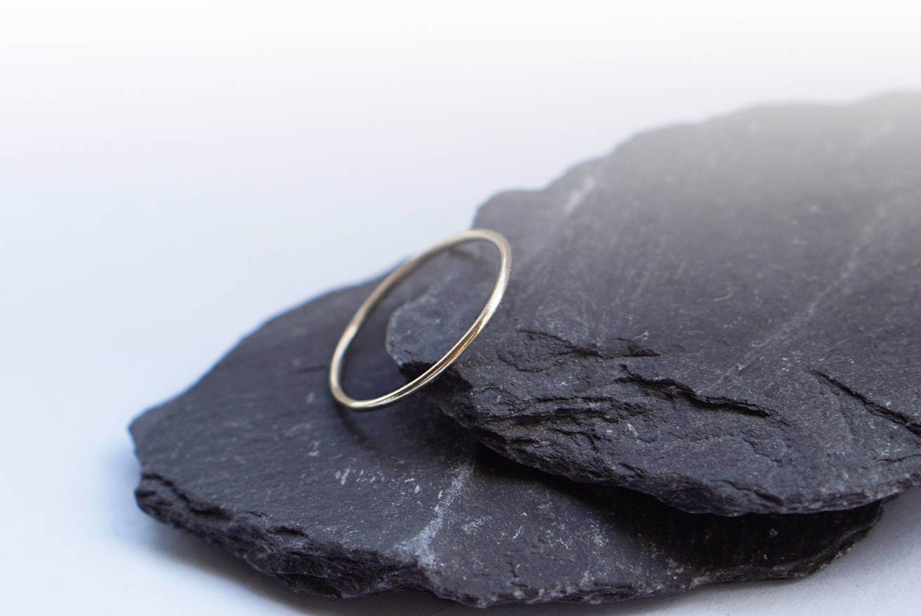 Solid Recycled 9ct Gold Smooth Skinny Stacking Ring