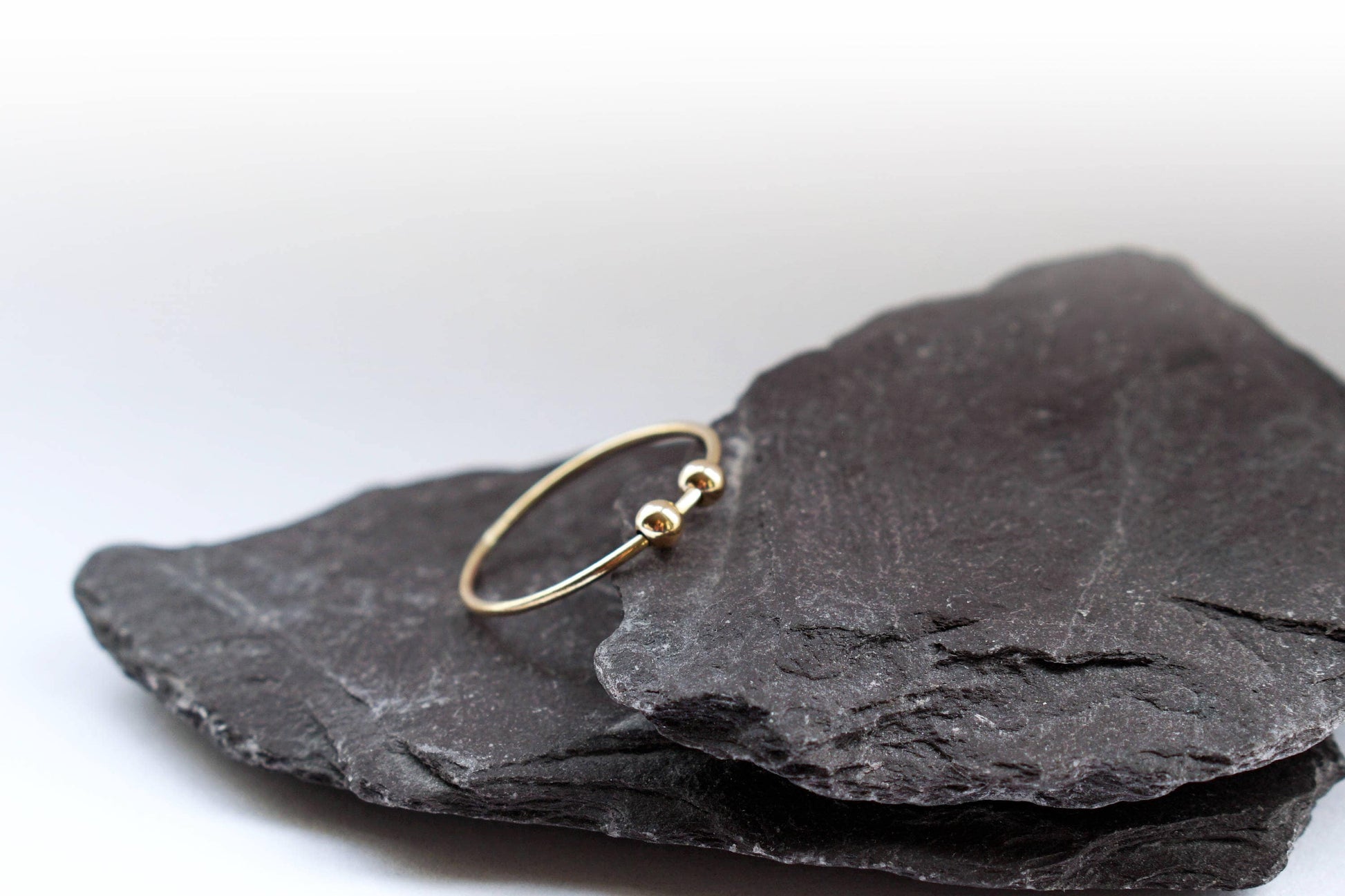 Fidget Ring Solid Recycled 9ct Gold Smooth Beads