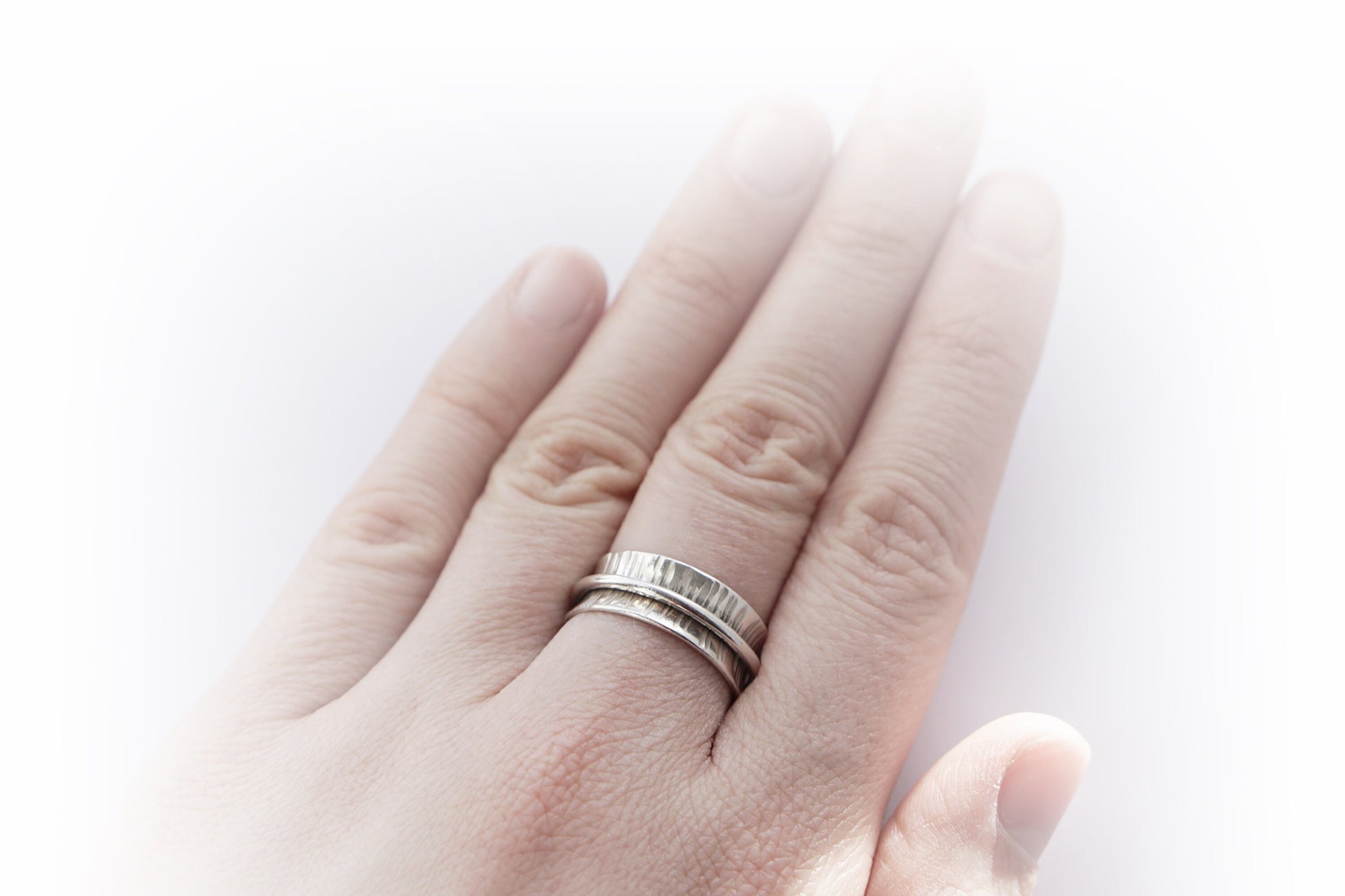 Recycled Sterling Silver Wood Grain Spinner Ring