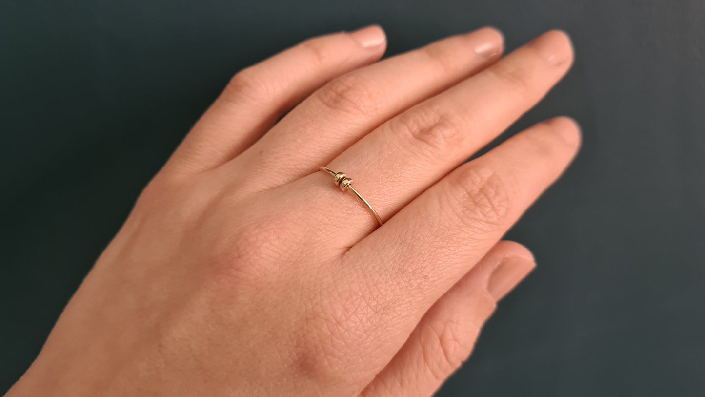 Fidget Ring Solid Recycled 9ct Gold Doughnut Beads