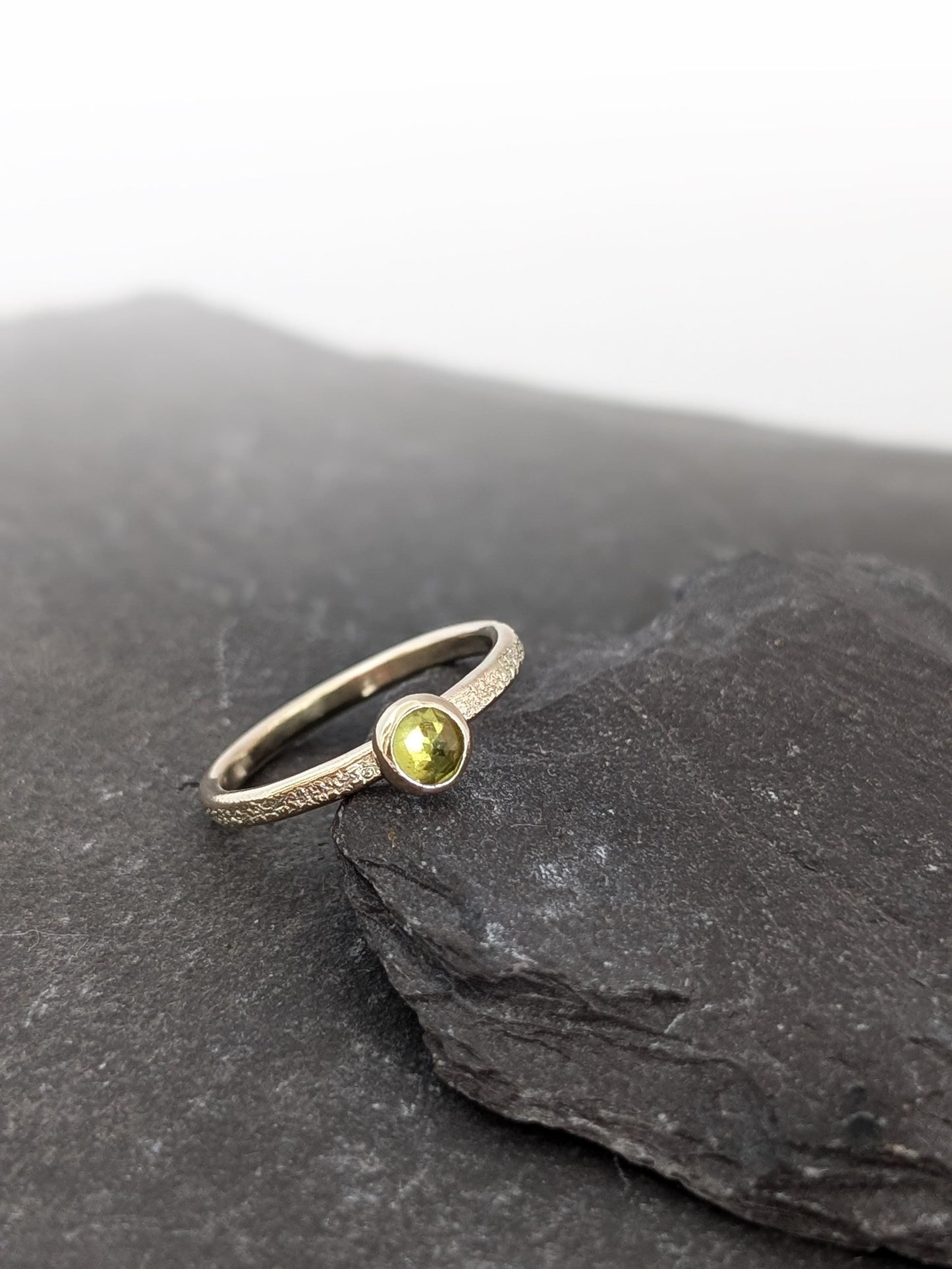 Solid Stardust Gemstone 9ct Recycled Gold Band Ring ~ stacking ring, textured, stackable, gold, wedding, engagement, peridot
