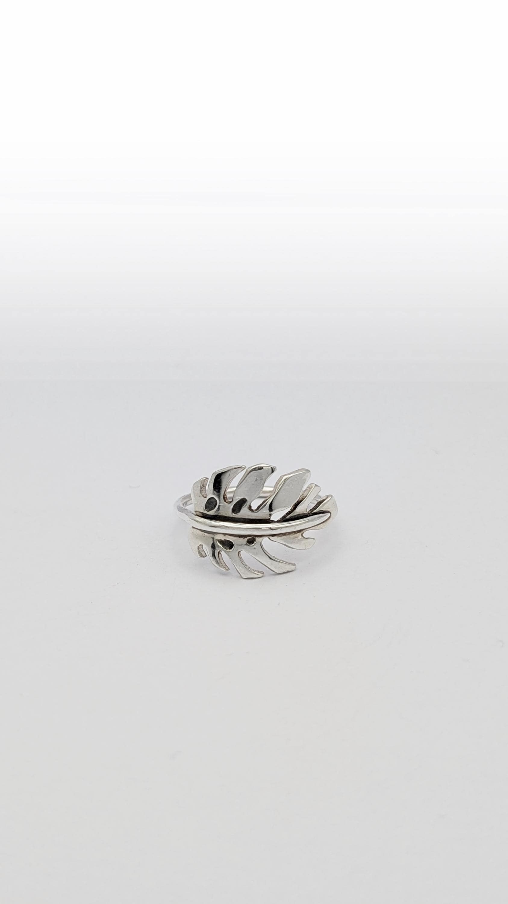 Monstera Swiss Cheese Plant Leaf Sterling Silver Ring ~ botanical jewellery, gift for plant lovers, gardening, unique gift, houseplant