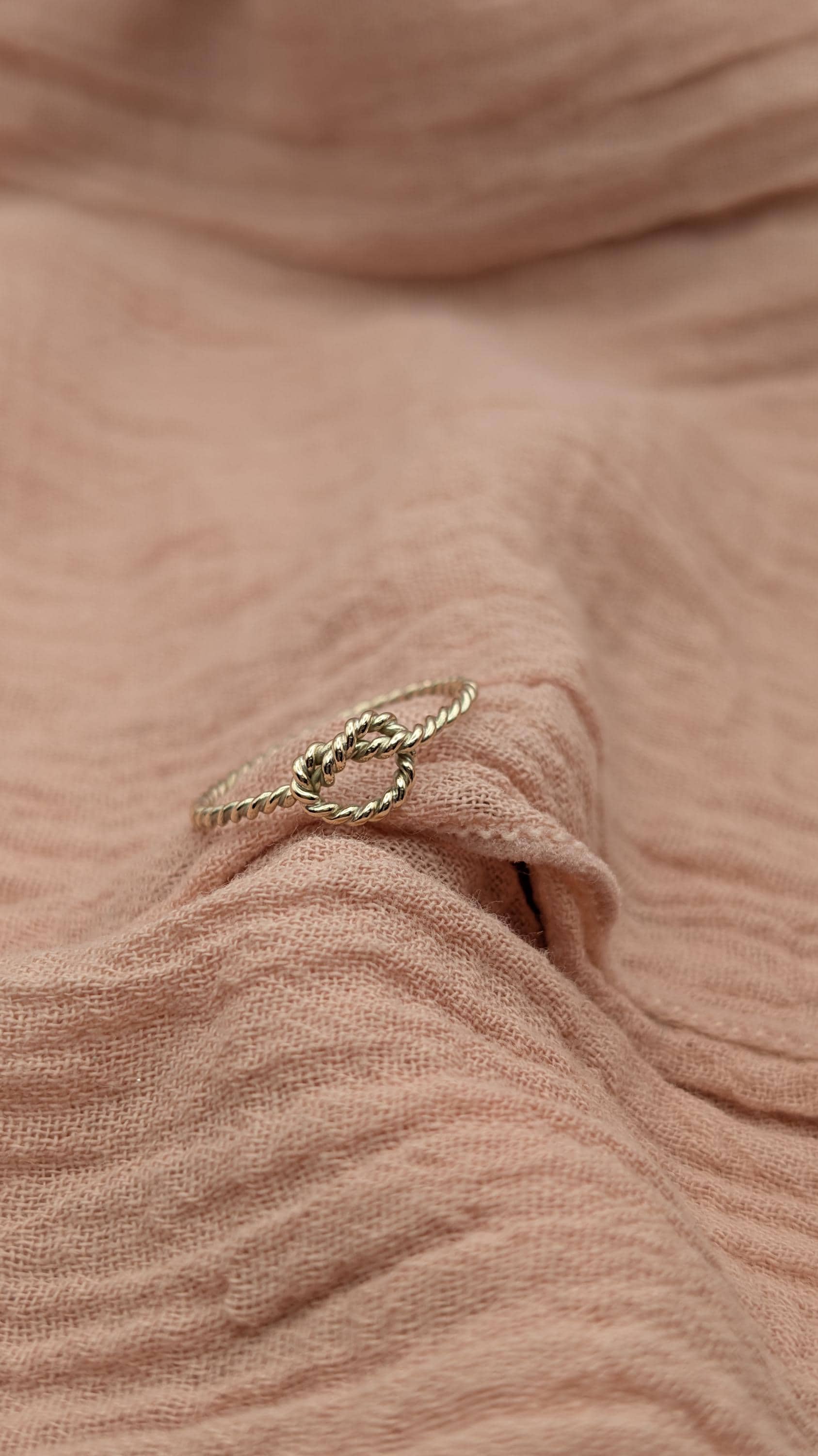 Solid 9ct Gold Rope Knot Infinity Ring ~ Nautical Minimalist Stacking Ring, love, friendship, valentine's day