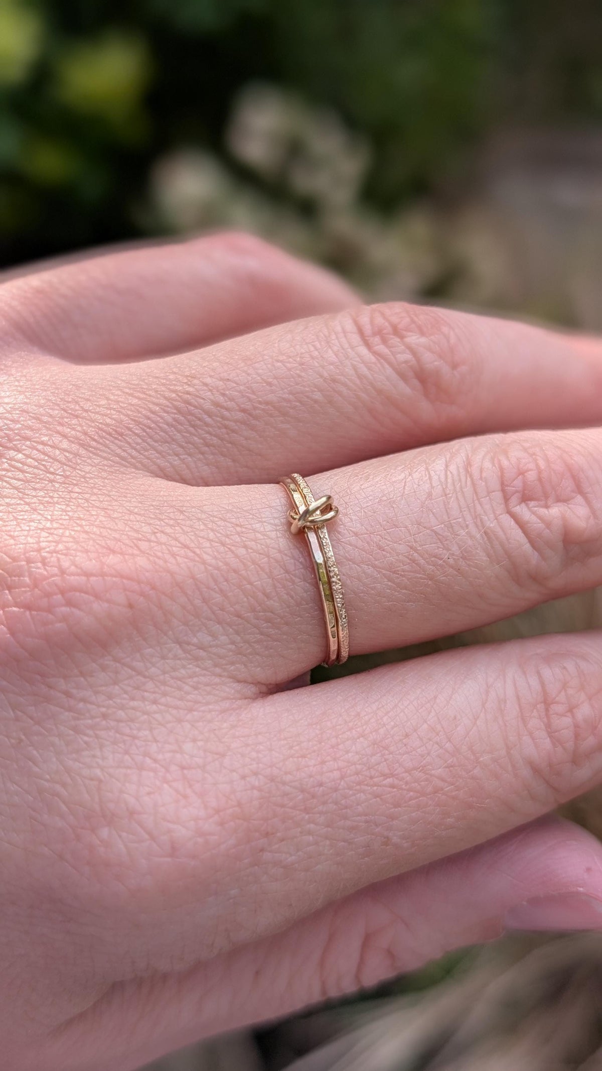 Interlocking Fidget Ring Skinny Stardust & Hammered 9ct Gold ~ Spinner Ring, Meditation, Recycled Metal