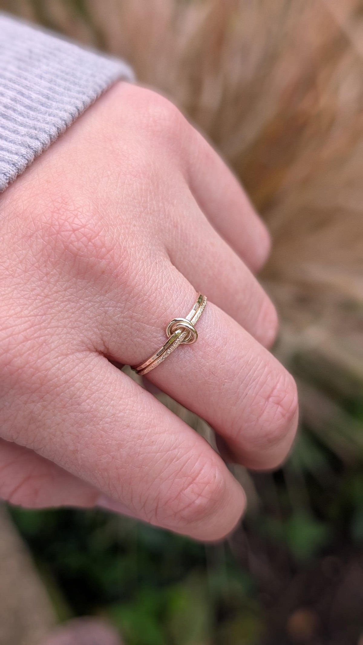 Interlocking Fidget Ring Skinny Stardust & Hammered 9ct Gold ~ Spinner Ring, Meditation, Recycled Metal