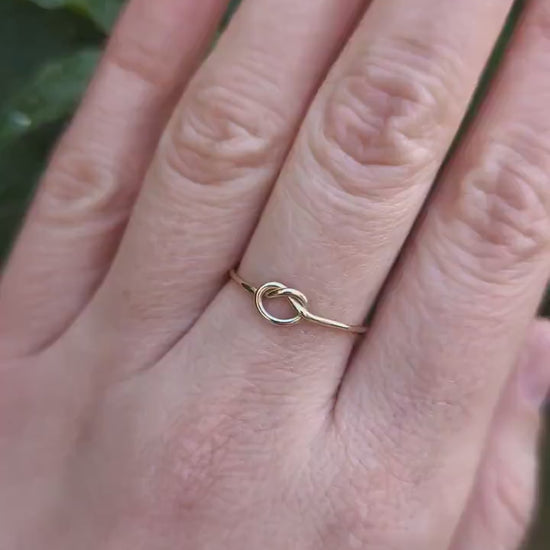 Infinity Knot Solid 9ct Gold Ring