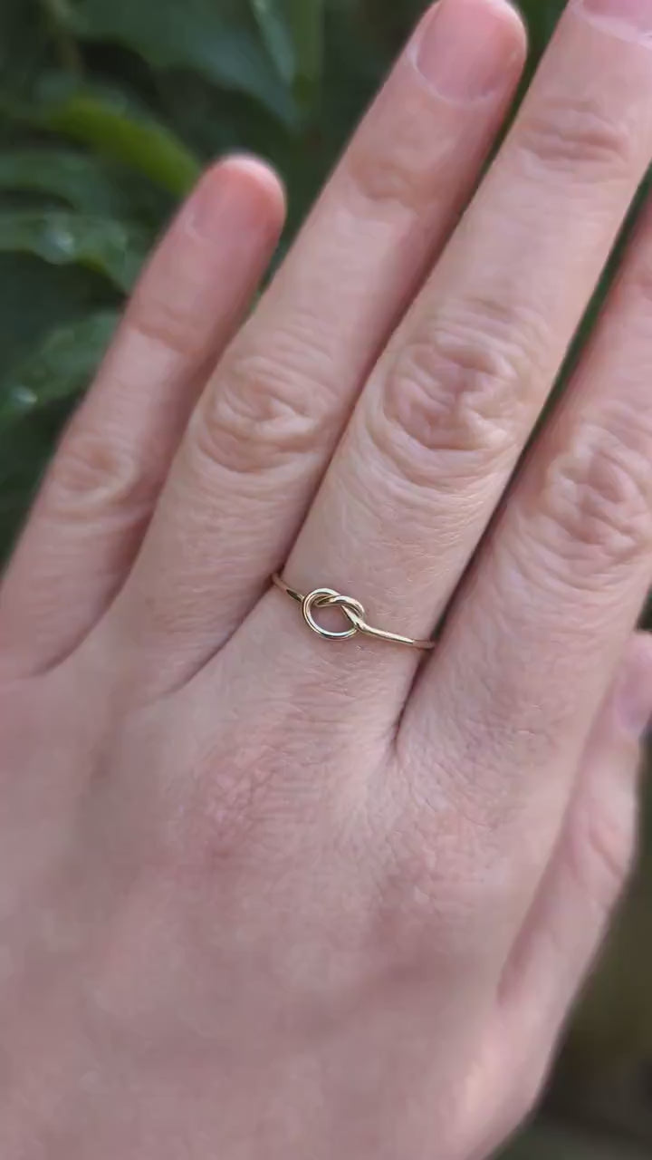 Infinity Knot Solid 9ct Gold Ring